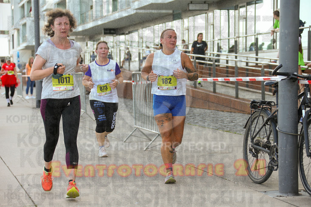 250920_1454_EX1_8187 | Sportfotografie im Rhein-Sieg Kreis, Köln, Bonn, NRW, Rheinland Pfalz, Hessen, etc. Unser Tätigkeitsfeld umfasst den Laufsport vom Volkslauf über den Marathon, Duathlon, Triathon bis zum Ultralauf wie Kölnpfad Ultra oder Schindertrail.