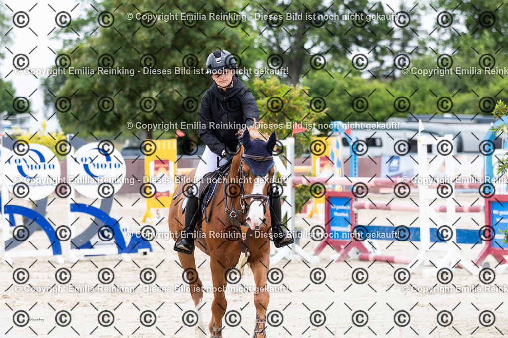 CL5A2305 | Emilia Reinking Fotografie - Realisiert mit Pictrs.com