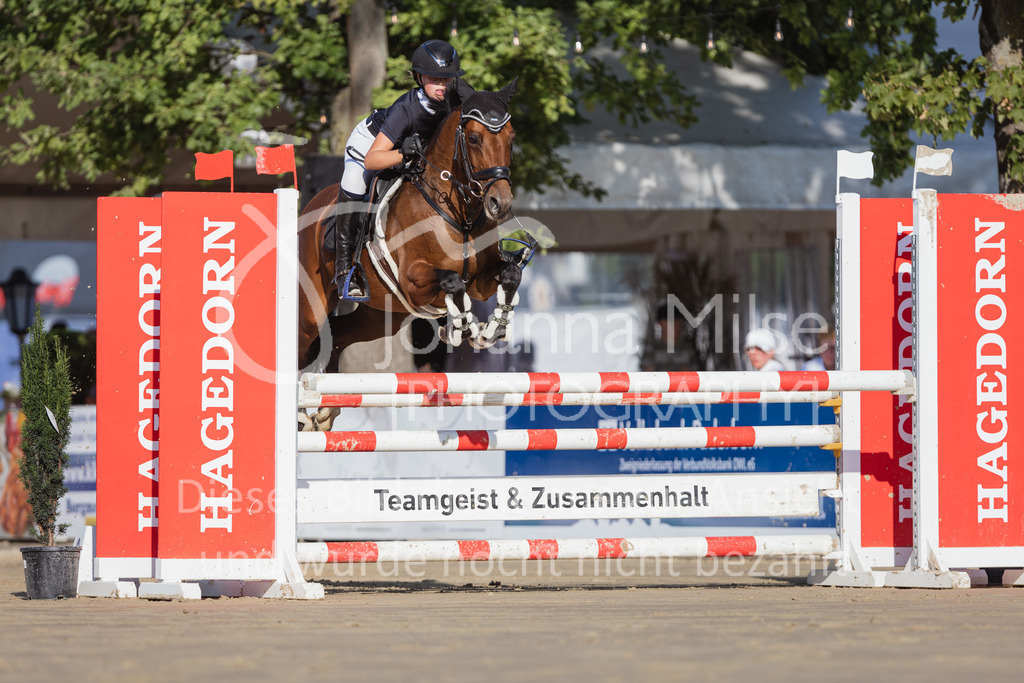 220825_Delbrueck_PonyTrophy-142 | Deine schönsten Turniermomente als professionelle Fotos! Entdecke hochwertige Pferdesport-Fotografie im Online-Shop. Jetzt Fotos finden & bestellen!