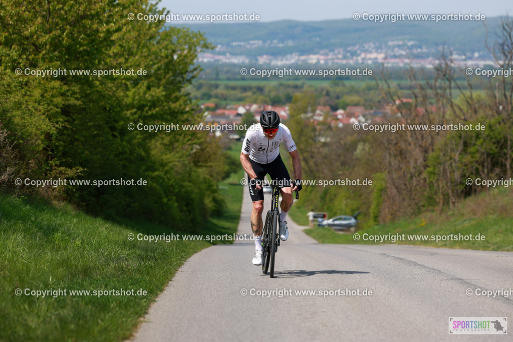 264_AR6_9505 | Neusiedlersee Radmarathon 2026@sportshot_your_pictrs #yourpictures#roadtowm2029 #nrm #neusiedlerseeradmarathon #neusiedlersee #neusiedlerseetourismus #burgenland #mörbisch #nrm26 #burgenlandtourismus #voglundco #poweredbyburgenlandtourismus #radsport #rad #marathon #ucigranfondo #visitburgenland #ucigranfondoworldseries