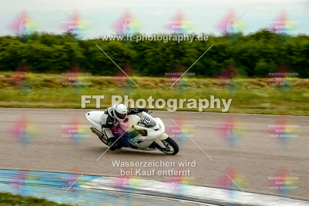 Chambley Juli-1112 | Hier findet Ihr Bilder von Touristenfahrten auf der Nürburgring Nordschleife oder von anderen Veranstaltungen die ich besucht habe. Viel Spass beim Durch Schauen 