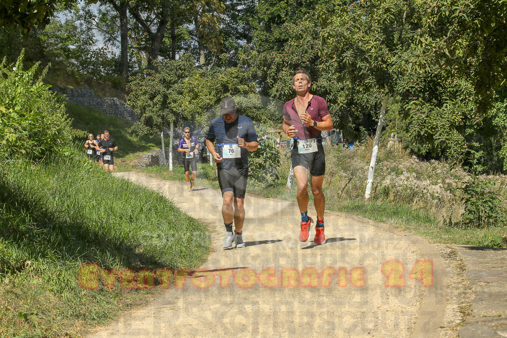 250824_1231_EX1_9631 | Sportfotografie im Rhein-Sieg Kreis, Köln, Bonn, NRW, Rheinland Pfalz, Hessen, etc. Unser Tätigkeitsfeld umfasst den Laufsport vom Volkslauf über den Marathon, Duathlon, Triathon bis zum Ultralauf wie Kölnpfad Ultra oder Schindertrail.