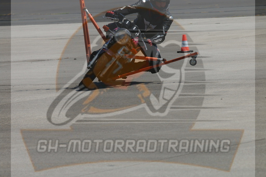 IMG_3129 | gh-motorradtraining-foto.de - Realisiert mit Pictrs.com