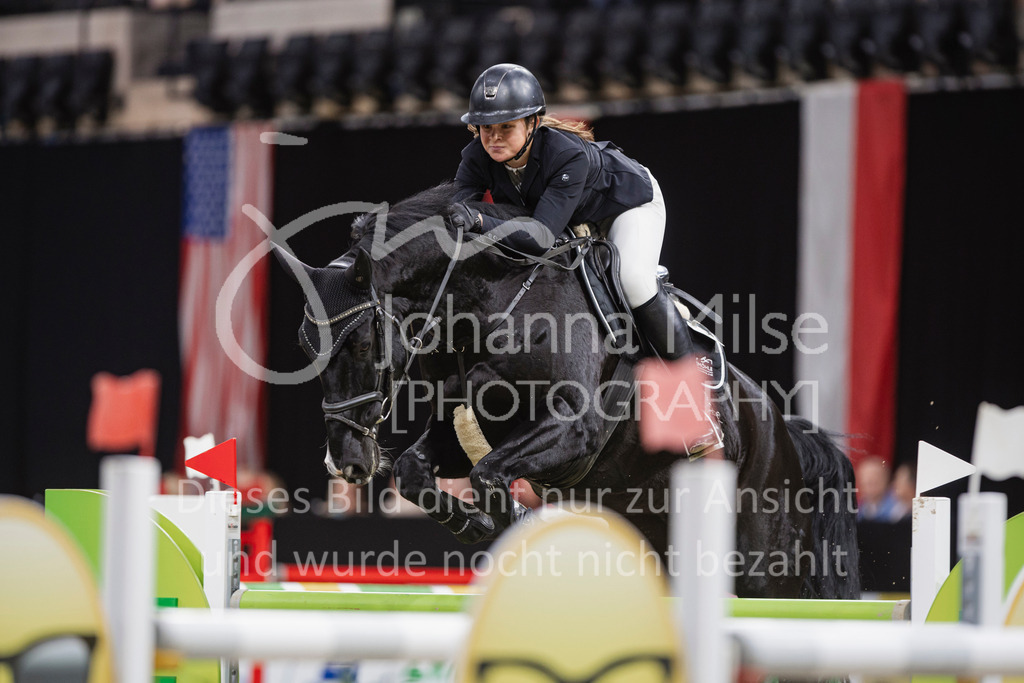 241103_Oldenburg_FinaleMittlereTour-202 | Deine schönsten Turniermomente als professionelle Fotos! Entdecke hochwertige Pferdesport-Fotografie im Online-Shop. Jetzt Fotos finden & bestellen!