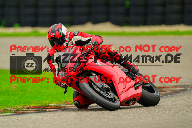 MaZZes_Fotomatrix_20241003_6007705_5395 | ROT