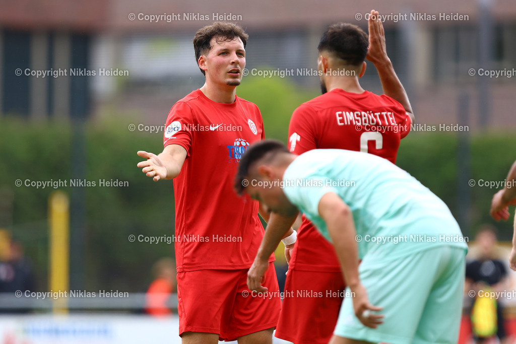 NH_EimsbüttelerTV_TSBPinneberg_Testspiel_13072025 | #23 Jasper Hölscher (Eimsbütteler TV) bejubelt seinen Treffer zum 3:1.Fußball I Herren I Testspiel I Saison 2025-2026  I Eimsbütteler TV - TBS Pinneberg I 13.07.2025 I Sportplatz Bundesstraße