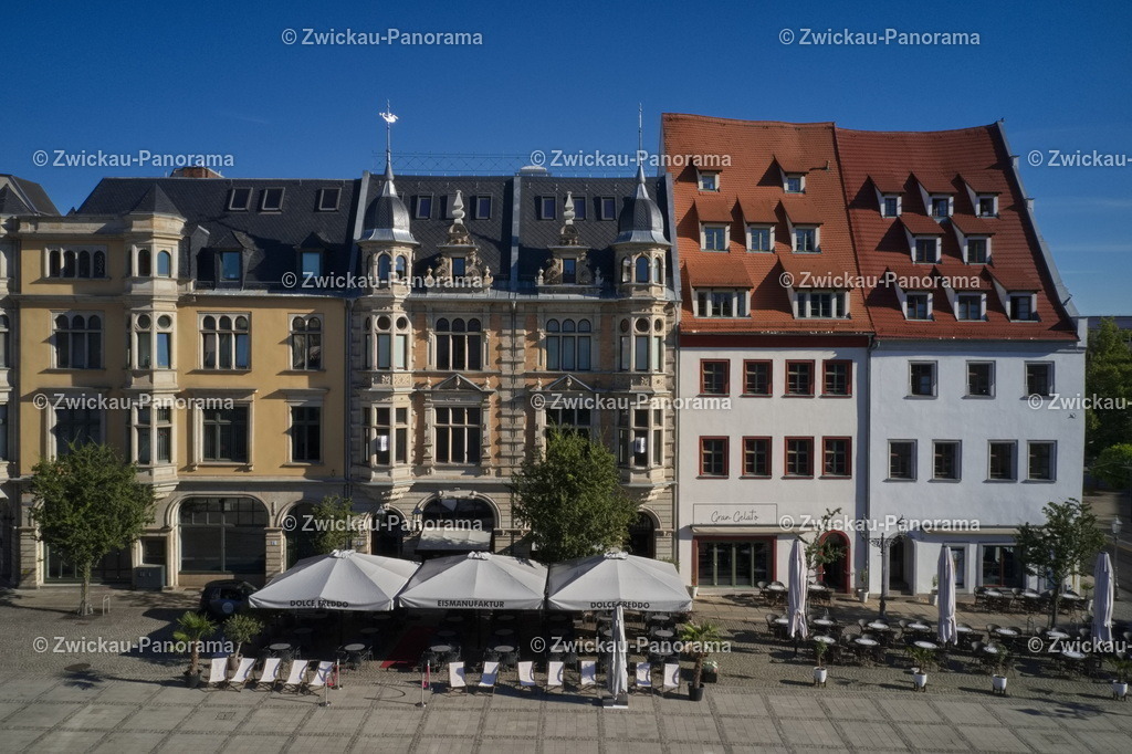 2022_0803_HauptmarktKraeutergewolbeAIR_08.DNG | Urban. Natur. Panorama. Luftbild. 
Der Bildershop für aufregende Perspektiven!
Für Deko, Wandbild und Kalender!
Wir bringen LED-Bilder zum Leuchten!
