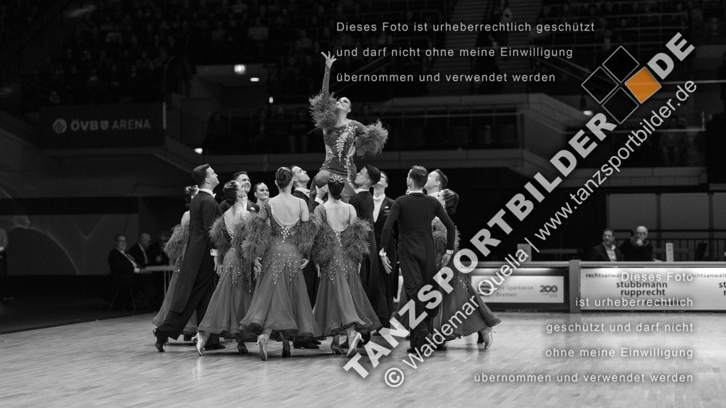 20251115-00295 | Hier finden Sie Tanz Bilder vom Latein und Standard Formationen tanzen. Sportbilder vom Tanzsport. Schöne Fotos und von Weltmeisterschaft, Europameisterschaft, Bundesliga, Regionalliga, Oberliga und Landesliga sowie von GOC Stuttgart, DanceComp, WM Bremen