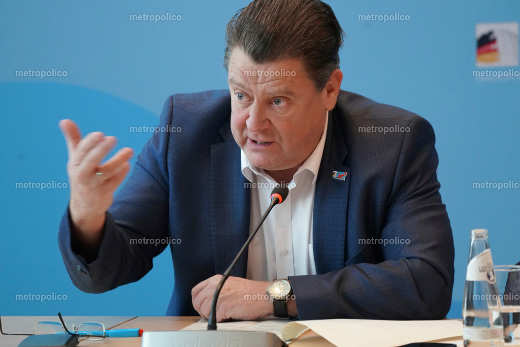 Stephan Brandner im Pressegespräch (2) | Metropolico