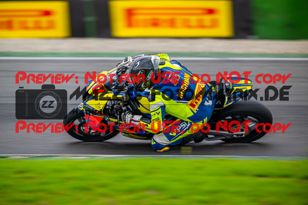 MaZZes_FotoMatrix_220924_5924 | PRO SUPERSTOCK