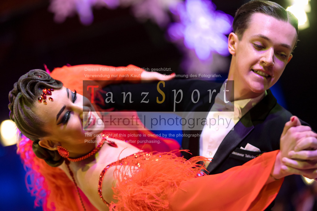 20241215_WDSF_Open_Youth_Std-Riga-8498 | Tanzsportbilder, Standardtanz, Lateintanz, WDSF, DTV, LTVB, dancecomp, goc, hessen tanzt, blaues band der spree, walzer, tango, wiener walzer, slowfox, quickstepp, samba, rumba, cha-cha-cha, paso doble. jive, hd-kroft photography, turniertanzsport