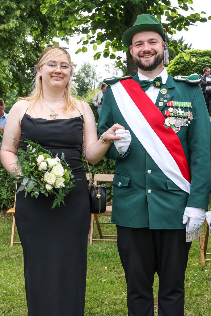 top-top.de 240602-112 | Foto, Video, Fotografie, Videografie, Fotobox, DJ, Discjockey, Musik, Musikbox, Veranstaltung, Photobooth, Amazon, Ebay, Buchtipp, Bestseller, Autor, Verlag, Buch, Wesel, Hamminkeln, NRW, Dinslaken, Rees, Drohne, Hochzeit, Party, Fotobox, Wesel, Fotograf