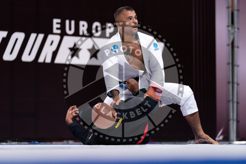 20241013PBB4117 | Athletes compete during the AJP Tour Europe Continental Jiu-Jitsu Amateurs & Masters Championship on October 13, 2024 in Almere near Amsterdam, Netherlands. © Chiara Dazi / photoblackbelt