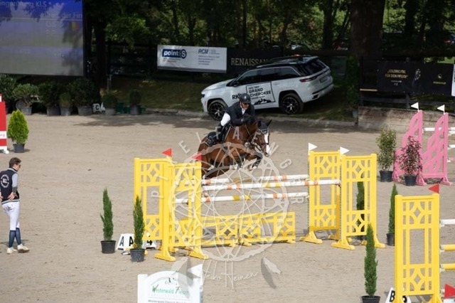 2B4A1224 | pixelfaenger - Realisiert mit Pictrs.com