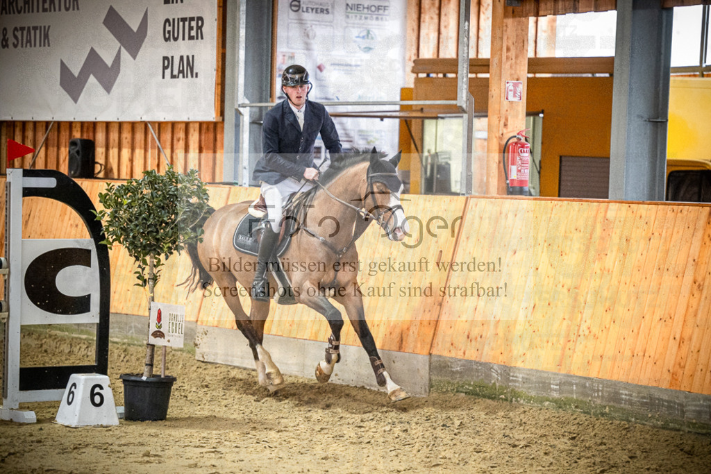 DOS_1714 | Entdecke hochwertige Reitturnierfotos von Foto Oger. Professionell, emotional und authentisch – jetzt Lieblingsmomente im Shop bestellen.Deutschlandweite Turnierfotografie. - Realisiert mit Pictrs.com