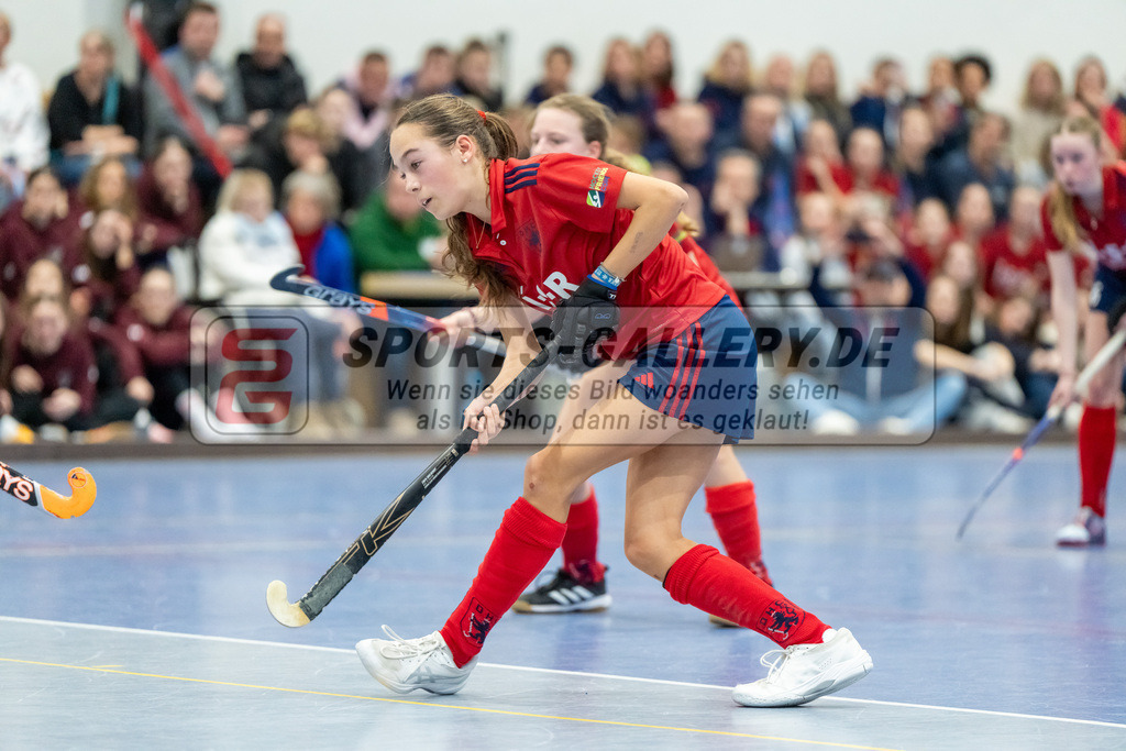 HK_20250223_103178 | Deutsche Meisterschaft wU14 Finale und Ehrungen am 23.2.2025 Düsseldorfer HC, Düsseldorf
