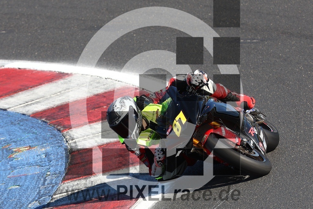 0087-20260403_05440 | Schöne Erinnerungen an spannende Momente - das festzuhalten ist unser Job. PIXELrace.de ist seit 2003 auf den Rennstrecken Europas unterwegs um die Action draußen beim Fahren und die wunderbare Stimmung imm Fahrerlager für euch einzufangen.