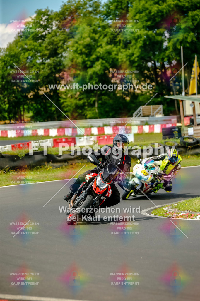 VBK-4717 | Hier findet Ihr Bilder von Touristenfahrten auf der Nürburgring Nordschleife oder von anderen Veranstaltungen die ich besucht habe. Viel Spass beim Durch Schauen 