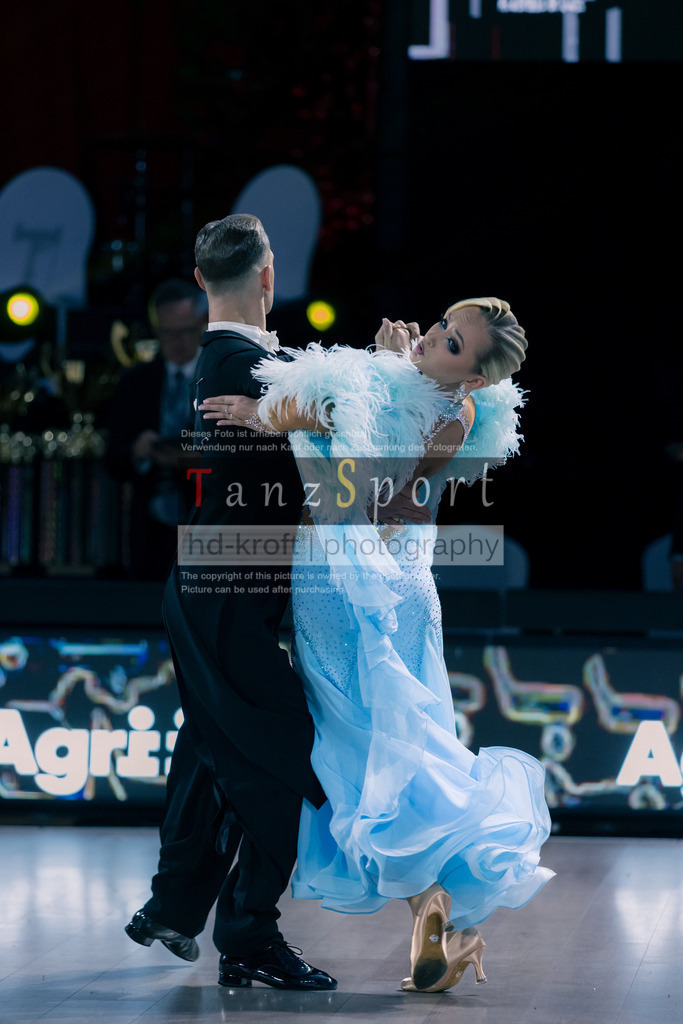 20251101_TGP_5050 | Tanzsportbilder, Standardtanz, Lateintanz, WDSF, DTV, LTVB, dancecomp, goc, hessen tanzt, blaues band der spree, walzer, tango, wiener walzer, slowfox, quickstepp, samba, rumba, cha-cha-cha, paso doble. jive, hd-kroft photography, turniertanzsport
