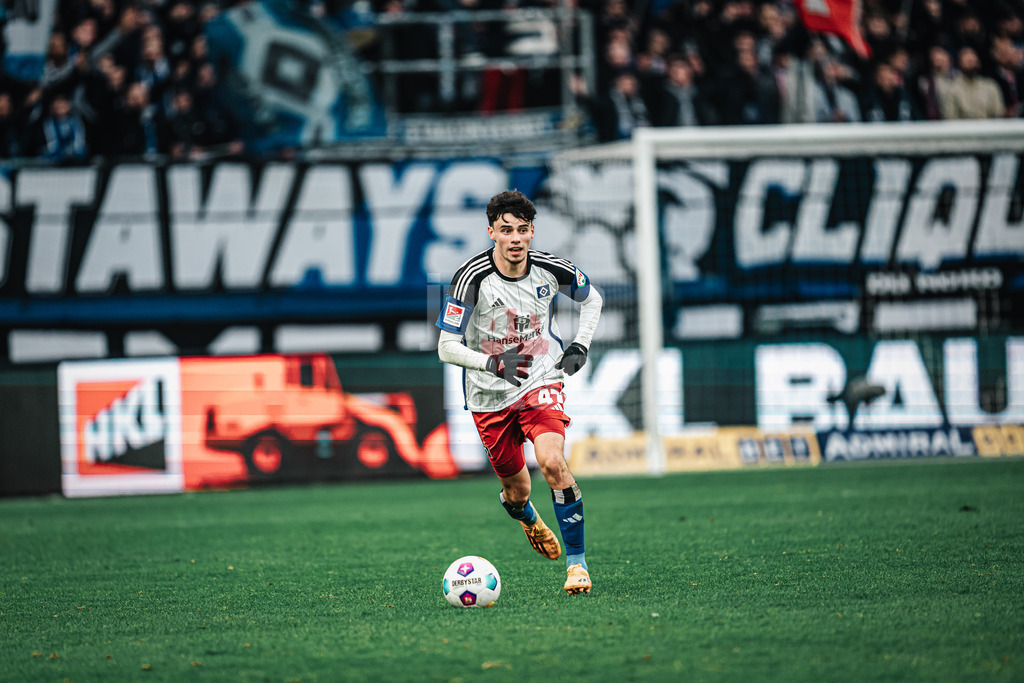 Fußball | Männer | Saison 2023/2024 | 2. Fußball-Bundesliga | 16. Spieltag | Hamburger SV vs. SC Paderborn 07 | 09.12.2023 | Nicolas Oliveira (#47, HSV)