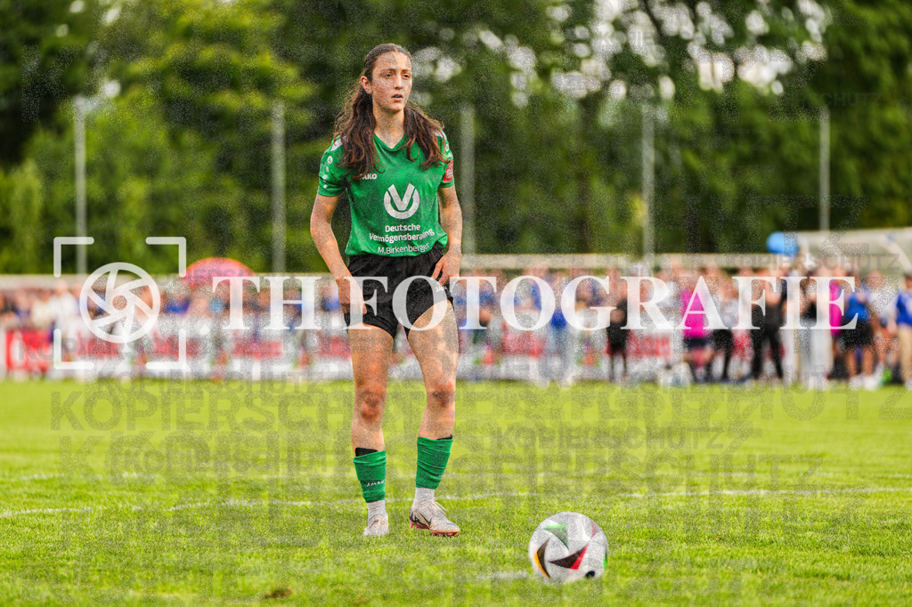 GER, FC Hauingen - SV Waldhaus, Frauen-Fussball, Rothaus Bezirkpokal, Finale, Saison 2024/2025, 29.05.2025 | GER, FC Hauingen - SV Waldhaus, Frauen-Fussball, Rothaus Bezirkpokal, Finale, Saison 2024/2025, 29.05.2025Foto: TH Fotografie/Alessio Bosco