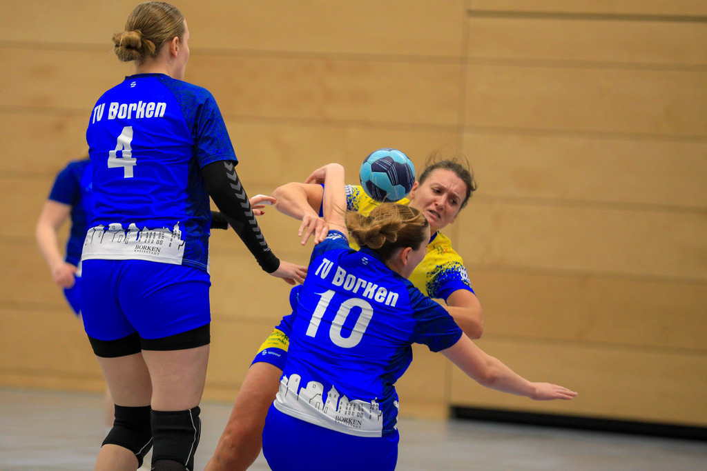 TvBorkenIII_SVN_161125_201 | Bildergalerie von Sport-Ereignissen aber auch von weiteren spannenden Dingen - nicht nur vom Niederrhein. In Anlehnung an den bekannten Spruch von Hanns Dieter Hüsch heißt das Motto: "Niederrhein ist überall".  - Realisiert mit Pictrs.com