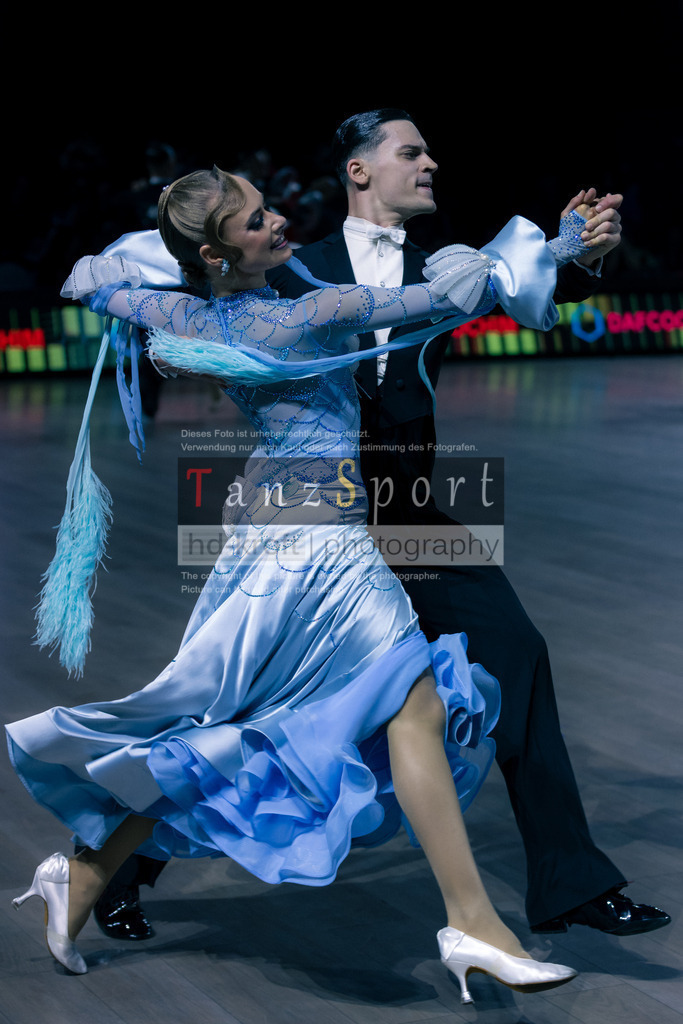 20251101_TGP_5932 | Tanzsportbilder, Standardtanz, Lateintanz, WDSF, DTV, LTVB, dancecomp, goc, hessen tanzt, blaues band der spree, walzer, tango, wiener walzer, slowfox, quickstepp, samba, rumba, cha-cha-cha, paso doble. jive, hd-kroft photography, turniertanzsport