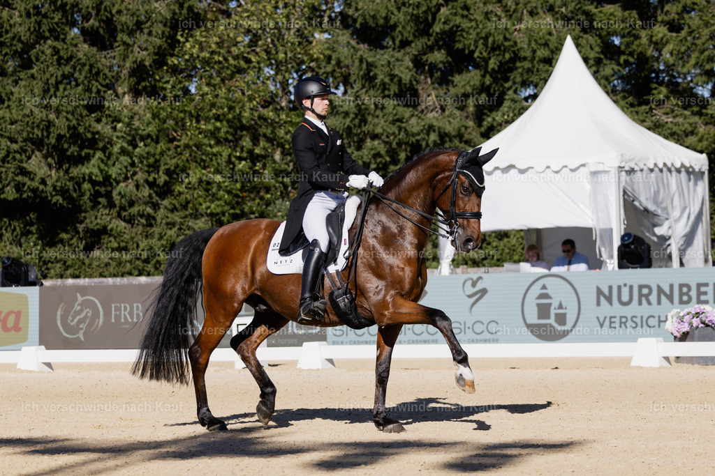 FHC2026_P09_22_18397 | Fichtenhof Classics 2026 – Grand Prix de Dressage - VOLTAIRE Design Preis, Reitanlage Fichtenhof, Sch ftlarn