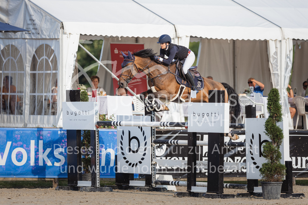 230624_PfSpTa_GroßerPreis-245 | Deine schönsten Turniermomente als professionelle Fotos! Entdecke hochwertige Pferdesport-Fotografie im Online-Shop. Jetzt Fotos finden & bestellen!