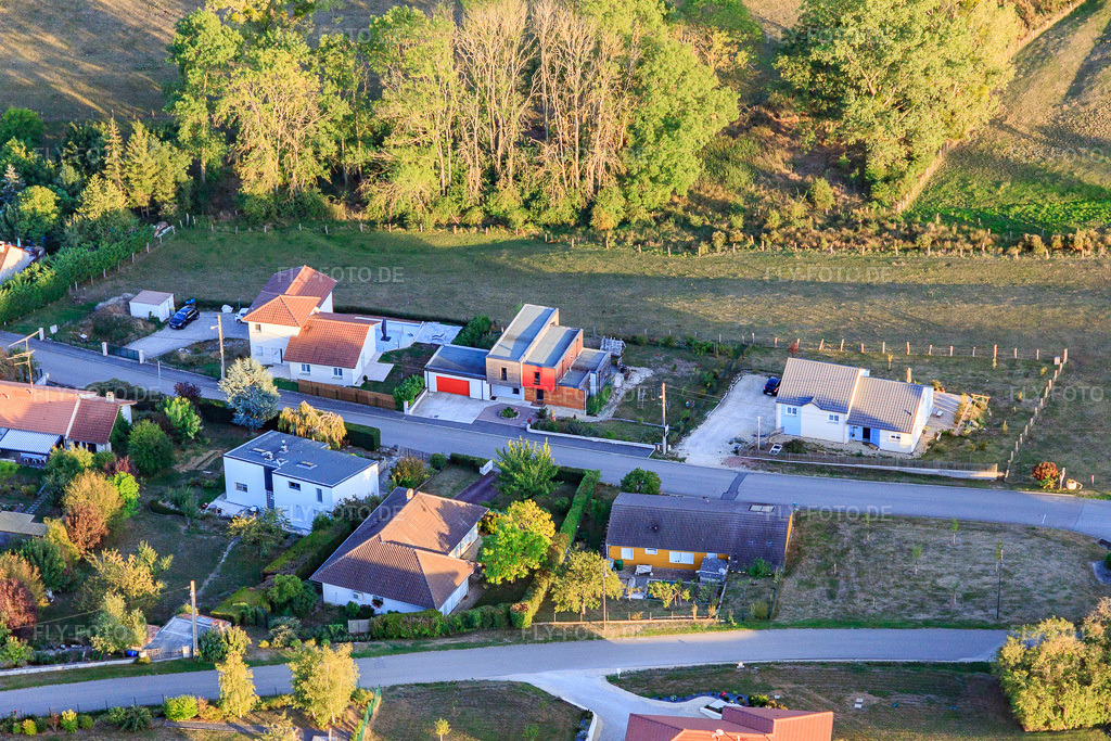 Luftbild: Rue d'Autrey in Pierreville im Bundesland Meurthe-et-Moselle in Frankreich. – Foto: IMG_117890.jpg vom 14.09.2019 durch Werner Riehm/FLY-FOTO.de – Auflösung des Originals: 5324 x 3549 px