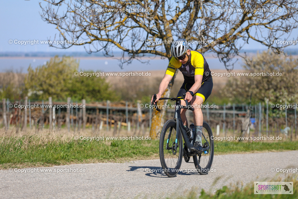 IMG_9910 | @sportshot_your_pictrs #yourpictures#roadtowm2029 #nrm #neusiedlerseeradmarathon #neusiedlersee #neusiedlerseetourismus #burgenland #mörbisch #nrm26 #burgenlandtourismus #voglundco #poweredbyburgenlandtourismus #radsport #rad #marathon #ucigranfondo #visitburgenland #ucigranfondoworldseries