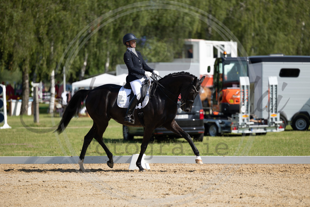 994A3799 | sabrinanicolaifotografie - Realisiert mit Pictrs.com