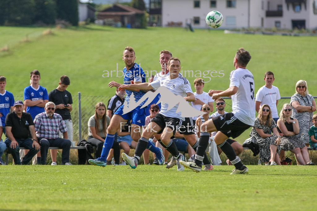 993T5850 | Medien- Sport- Entertainmentfotos