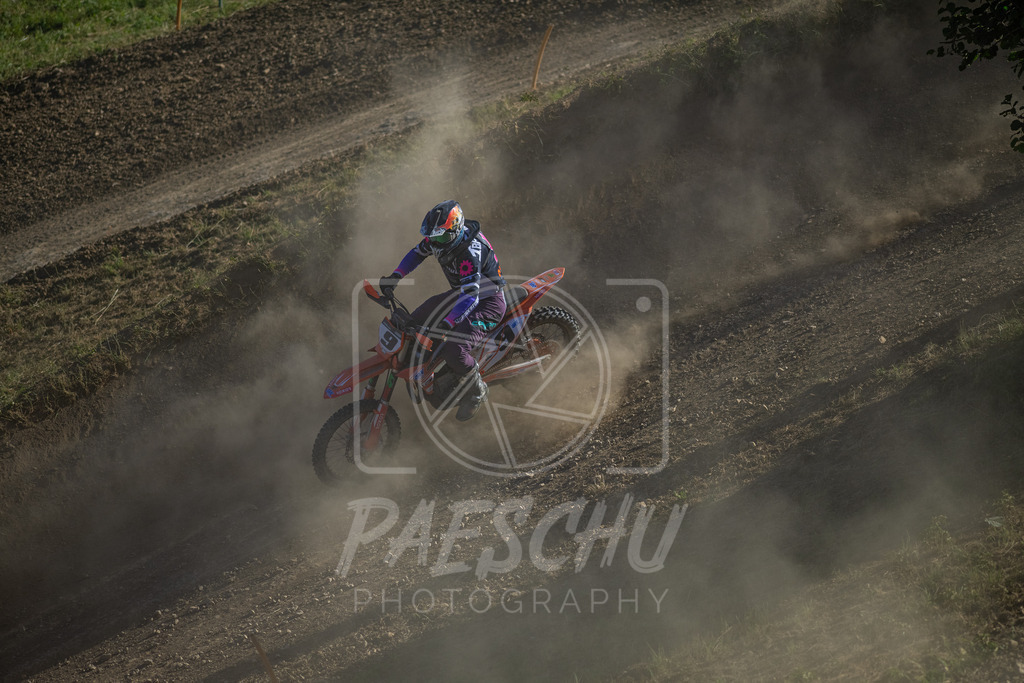 Se E+R (538) | Paeschuphoto Shop - Wer nicht sucht der auch nicht findet.Ob Motocrossbilder oder von einem besuchtem Spiel, Hauptsache Action. - Realisiert mit Pictrs.com