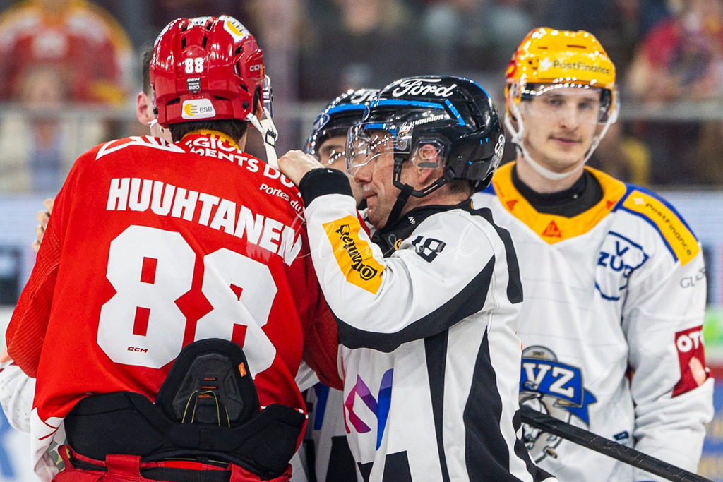 EHCB vs EVZ 20260227_WB-7522 | Sportbilder, Sportfotograf, Hochzeits- und Eventfotografin, Flugshows, Portraits und Tiershooting, Aviation, Downhill, Nationalleague, Swissleague, International