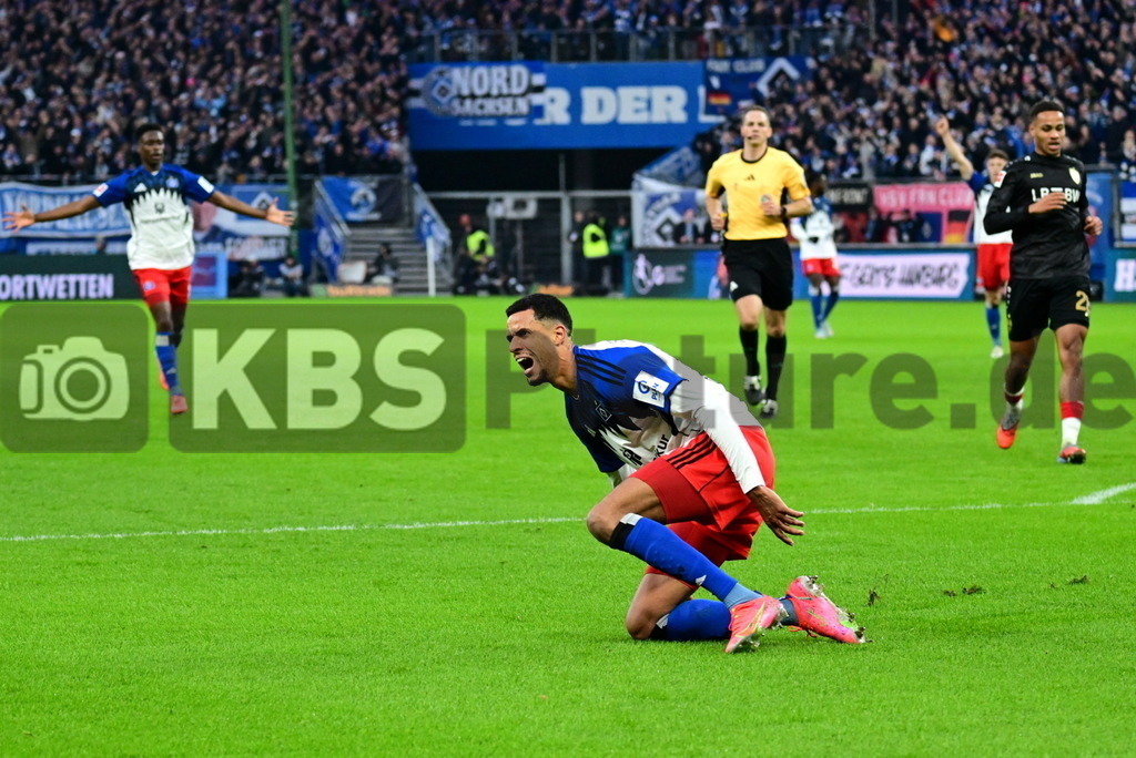 KBS Picture_HSV-Stuttgart_007 | HSV Torjubel zum 1:0 Torschuetze ist Glatzel Robert (HSV) ,Sportplatz :  Volksparkstadion, - Realisiert mit Pictrs.com
