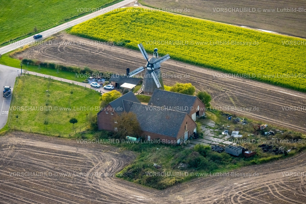 Kleve241014793 | Luftbild,  Alte Mühle Donsbrüggen Mühlen-Museum e.V., Donsbrüggen, Kleve, Niederrhein, Nordrhein-Westfalen, Deutschland