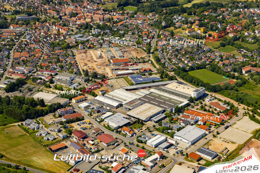 Die Luftaufnahme Gewerbegebiet - Neunkirchen am Brand wurde 2022 vom Flugzeug aus (keine Drohne) erstellt. Hohe Auflösung -für große Poster und Wandbilder geeignet - Garantiert!