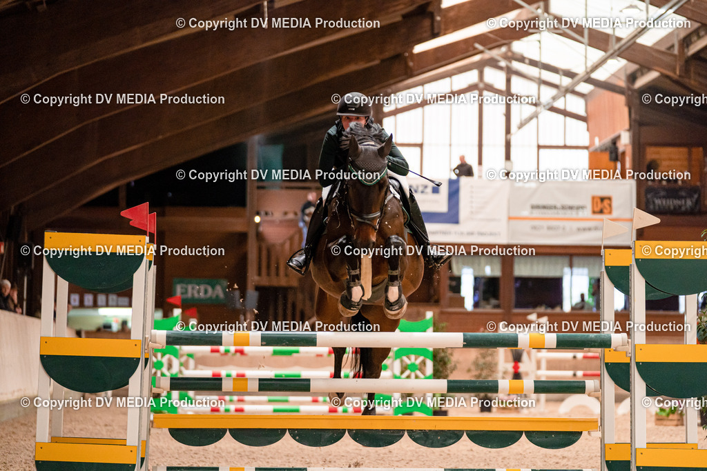 Springen Tag 1-706 | dv-media-shop - Realisiert mit Pictrs.com