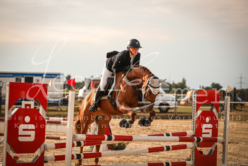 08.FrSpE00155 | Leoni Ertmer Photography - Realisiert mit Pictrs.com