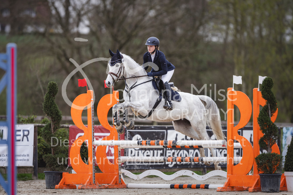 240330_Fruehlingsfest_Stil-A1_U30-387 | Deine schönsten Turniermomente als professionelle Fotos! Entdecke hochwertige Pferdesport-Fotografie im Online-Shop. Jetzt Fotos finden & bestellen!