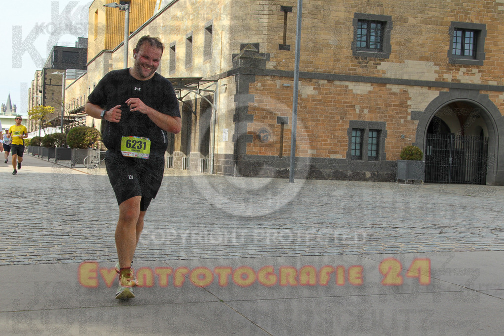 250920_1535_EV4_9240 | Sportfotografie im Rhein-Sieg Kreis, Köln, Bonn, NRW, Rheinland Pfalz, Hessen, etc. Unser Tätigkeitsfeld umfasst den Laufsport vom Volkslauf über den Marathon, Duathlon, Triathon bis zum Ultralauf wie Kölnpfad Ultra oder Schindertrail.