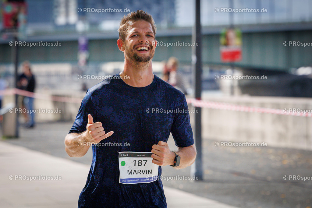 Brückenlauf Halbmarathon des ASV Köln; Köln, 14.09.25 | Impressionen vom Brückenlauf Halbmarathon des ASV Köln am 14.09.25 in Köln (Deutschland). Foto: BEAUTIFUL SPORTS/Bernd Hoffmann