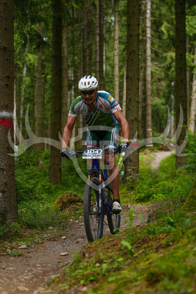 FC603608 | Fotogalerie der Treibjagd im Dunkelwald - Dein MTB Etappenrennen im Erzgebirge - Realisiert mit Pictrs.com