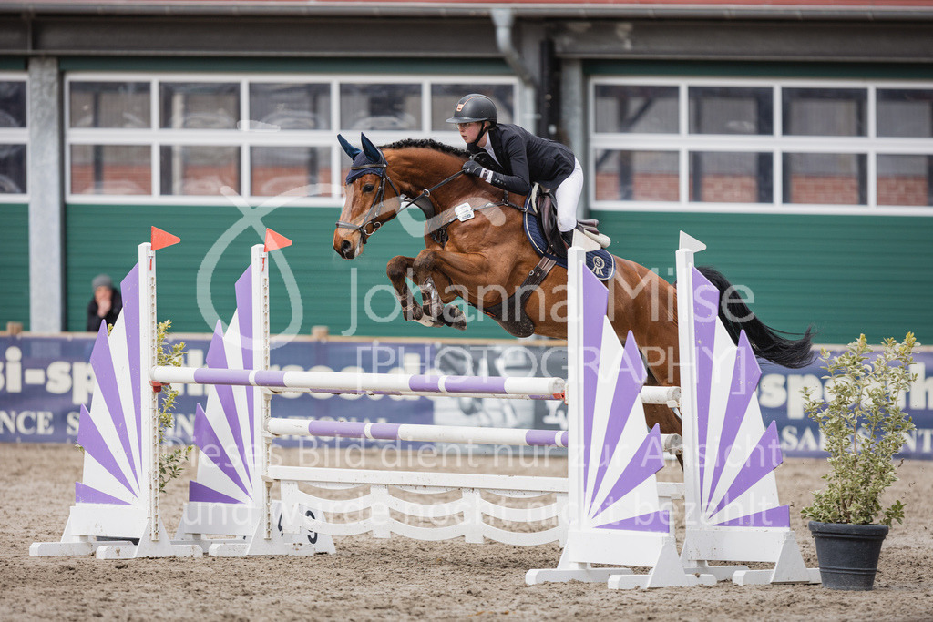 230411_Mühlen_03SprPf-L-364 | Deine schönsten Turniermomente als professionelle Fotos! Entdecke hochwertige Pferdesport-Fotografie im Online-Shop. Jetzt Fotos finden & bestellen!