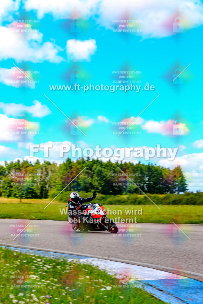 014-6636 | Hier findet Ihr Bilder von Touristenfahrten auf der Nürburgring Nordschleife oder von anderen Veranstaltungen die ich besucht habe. Viel Spass beim Durch Schauen 