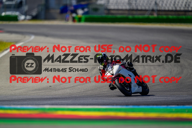 MaZZes_FotoMatrix_240615_6007705_4340 | ROT