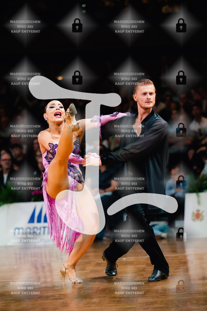 GOC 2025 - WDSF GrandSlam Latin 29th (129) Daniel Schmuck _ Irina Tudorache (Germany)-2025-08-23-2609 | Webshop for digital downloads and prints of dance sport, event & show photographer Julian Link - Realisiert mit Pictrs.com