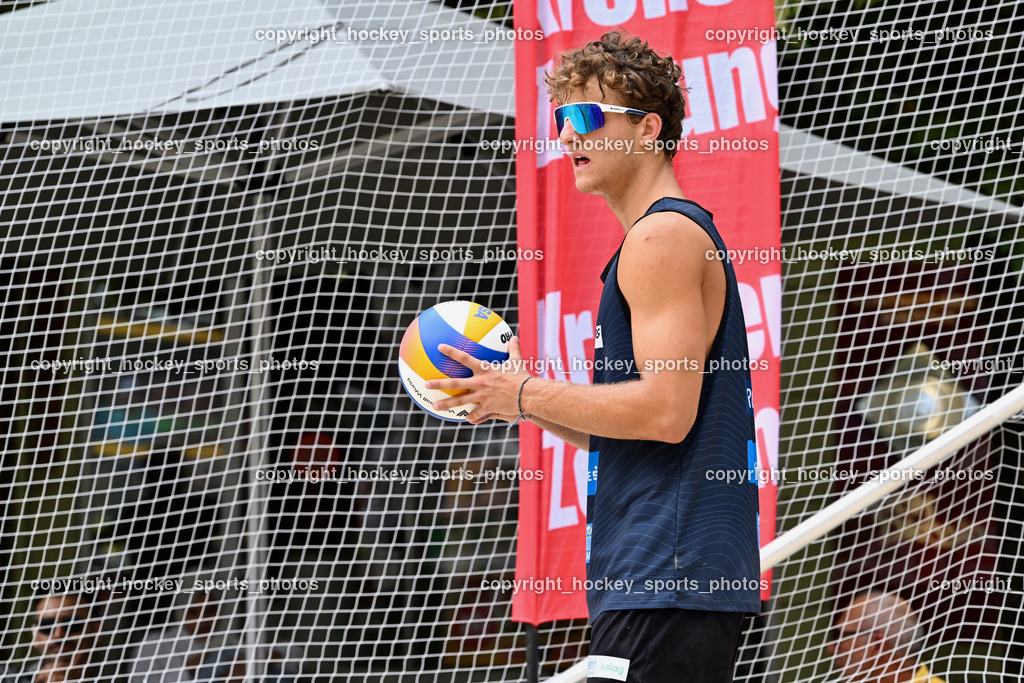 Kärntner Landesmeisterschaft Beach Volleyball | #2 SPONER Philipp, Kärntner Landesmeisterschaft Beach Volleyball, Kärntner Landesmeisterschaft Beach Volleyball am 18.08.2024 in Villach (Rathausplatz Villach), Austria, (Photo by Bernd Stefan)