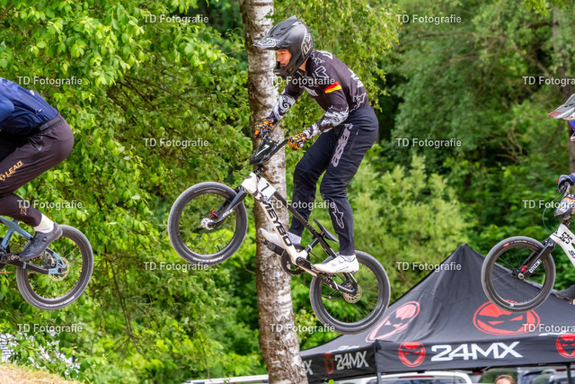 BayBMX2026-06825 | Fotogalerie von Thomas Dettweiler mit Eventbildern und lizenzfreien Fotos. Perfekt als Wandbild, für Büro, Website oder private Nutzung. - Realisiert mit Pictrs.com
